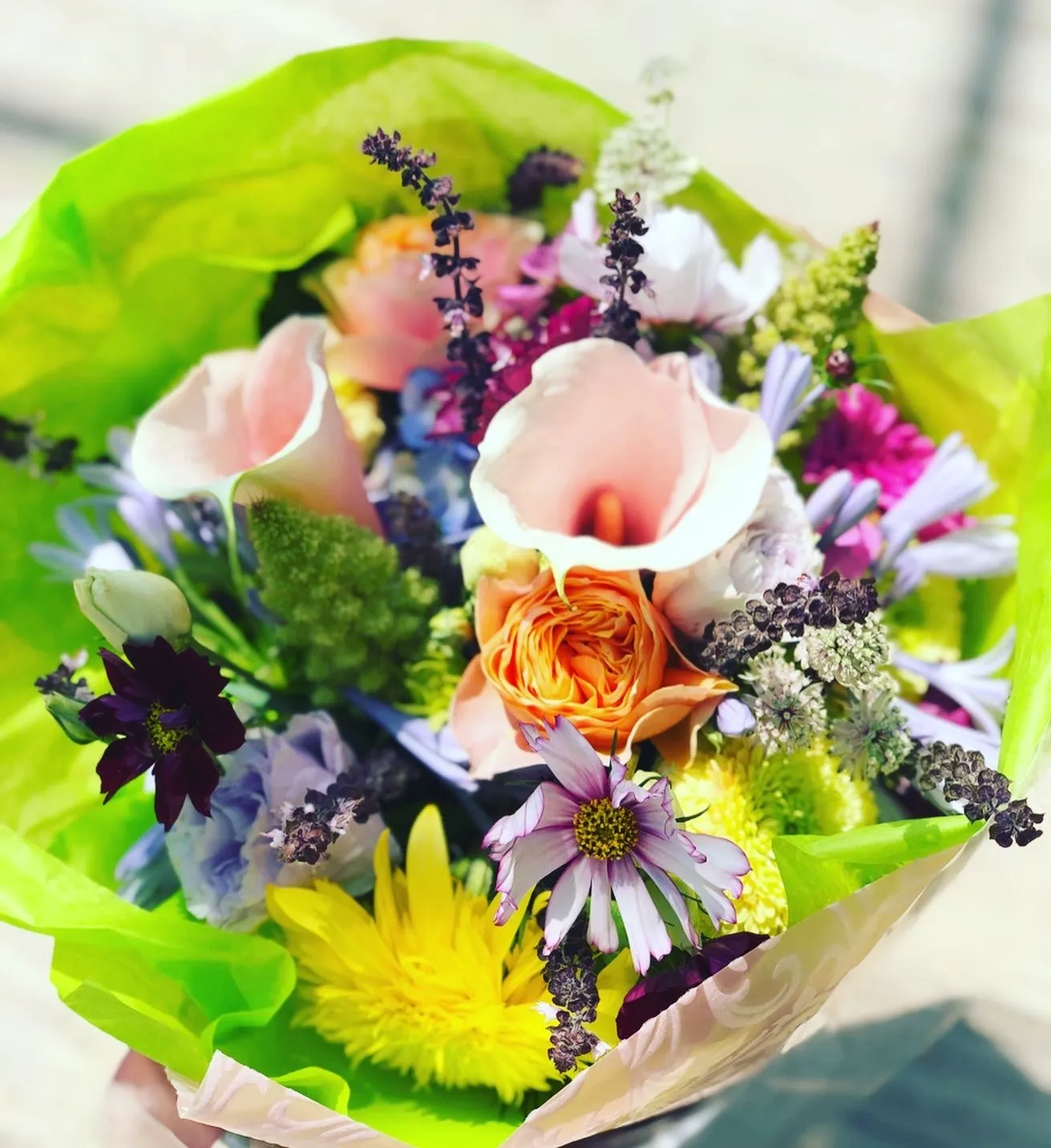 「神埼の花屋」花束とフラワーギフトをお作りしております